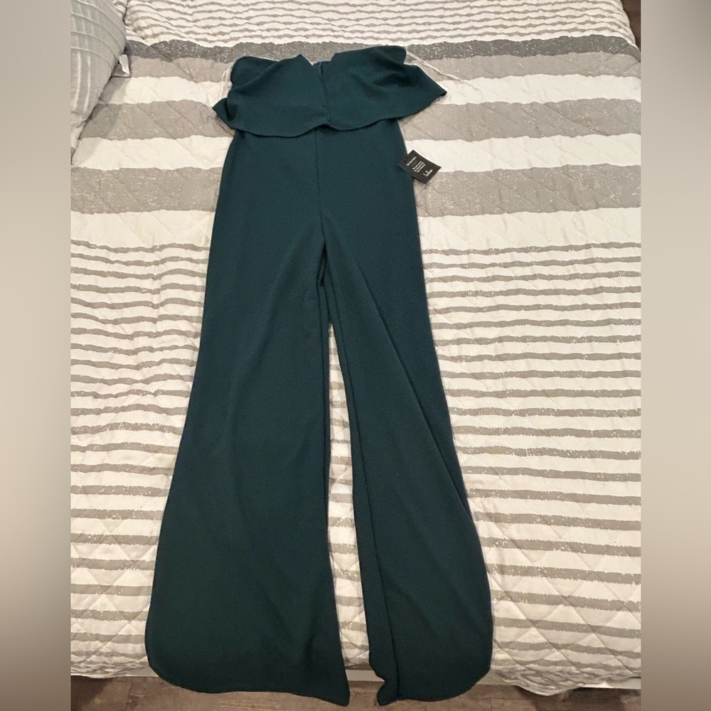 BRAND NEW LULUS JUMPSUIT